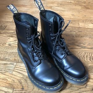 Doc Martens Women’s 1460 Leather Boots